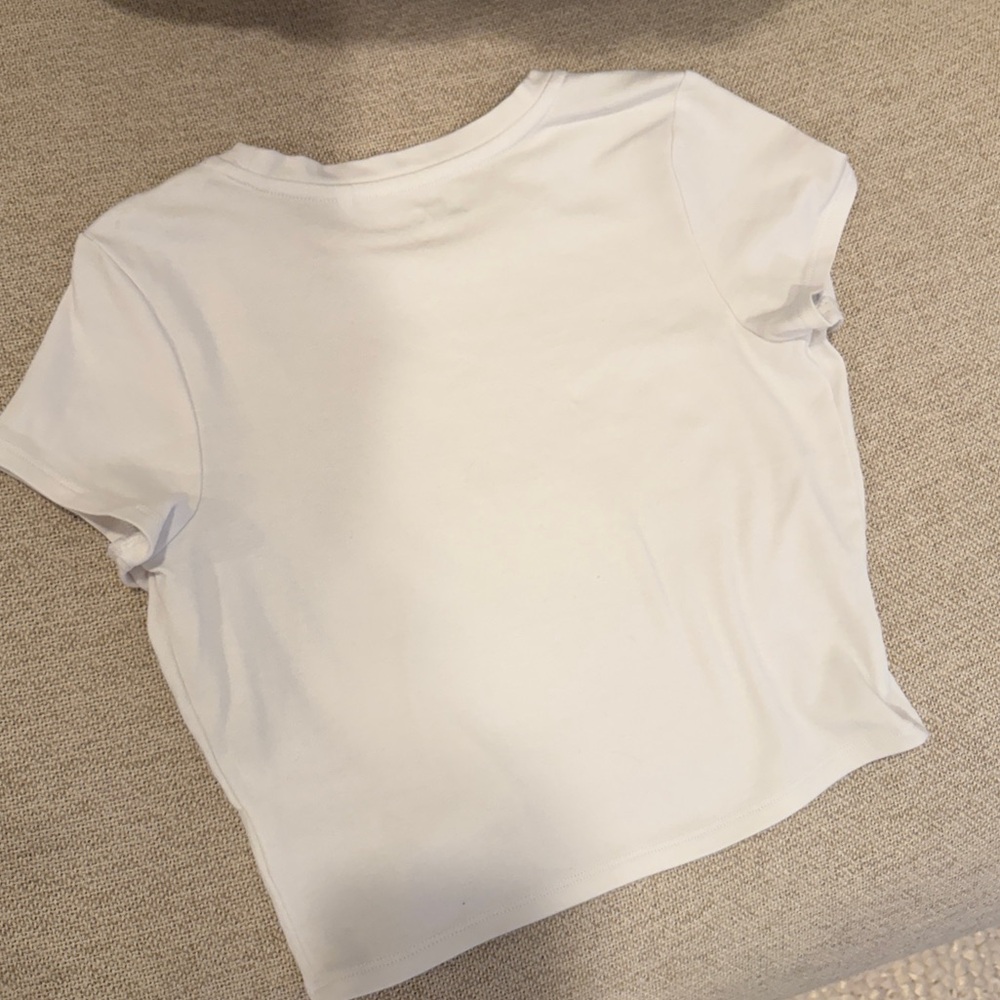Juicy Couture Baby Tee - Picture 3 of 3